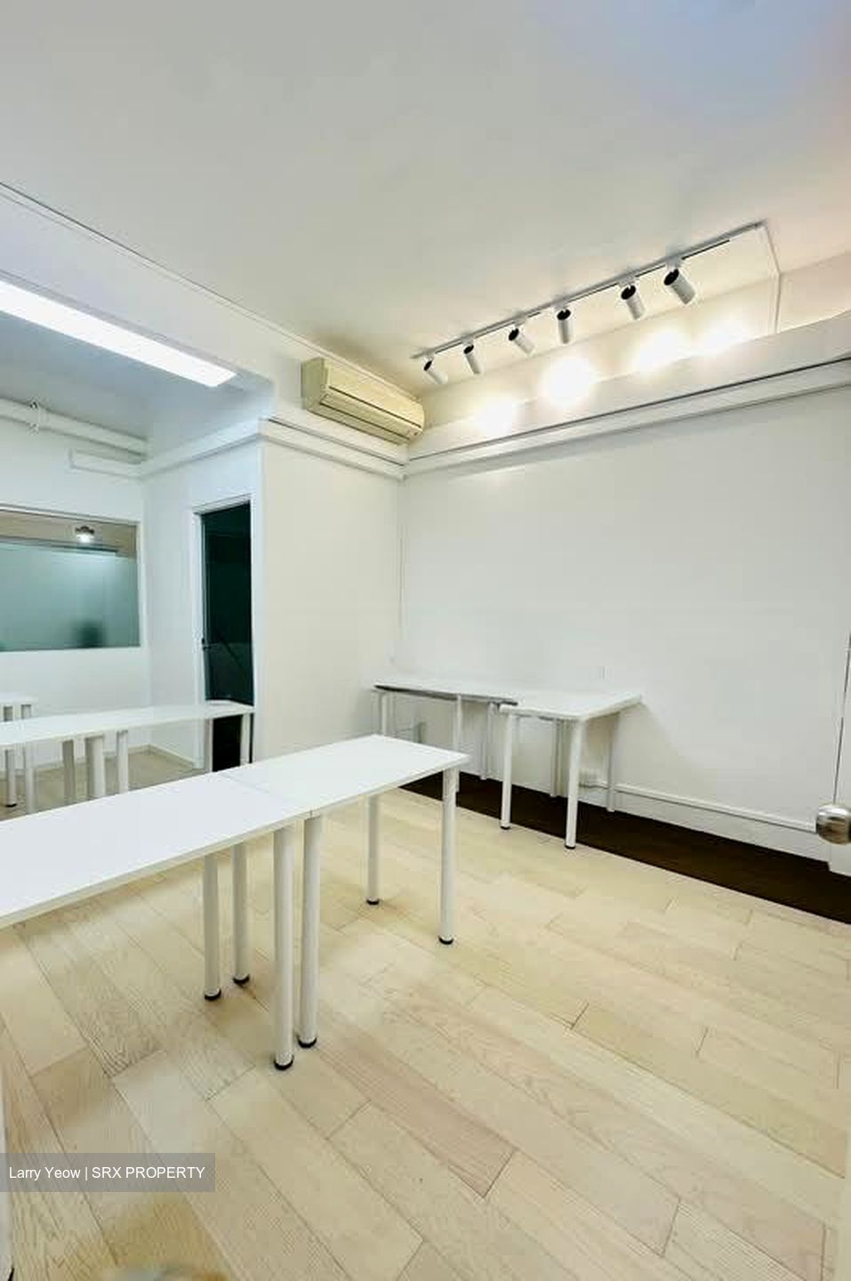 Goldhill Shopping Centre (D11), Office #579593821